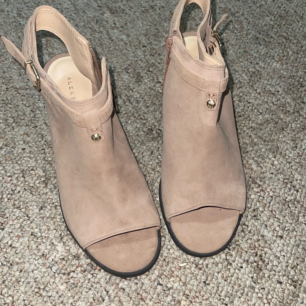 Alex Marie heels